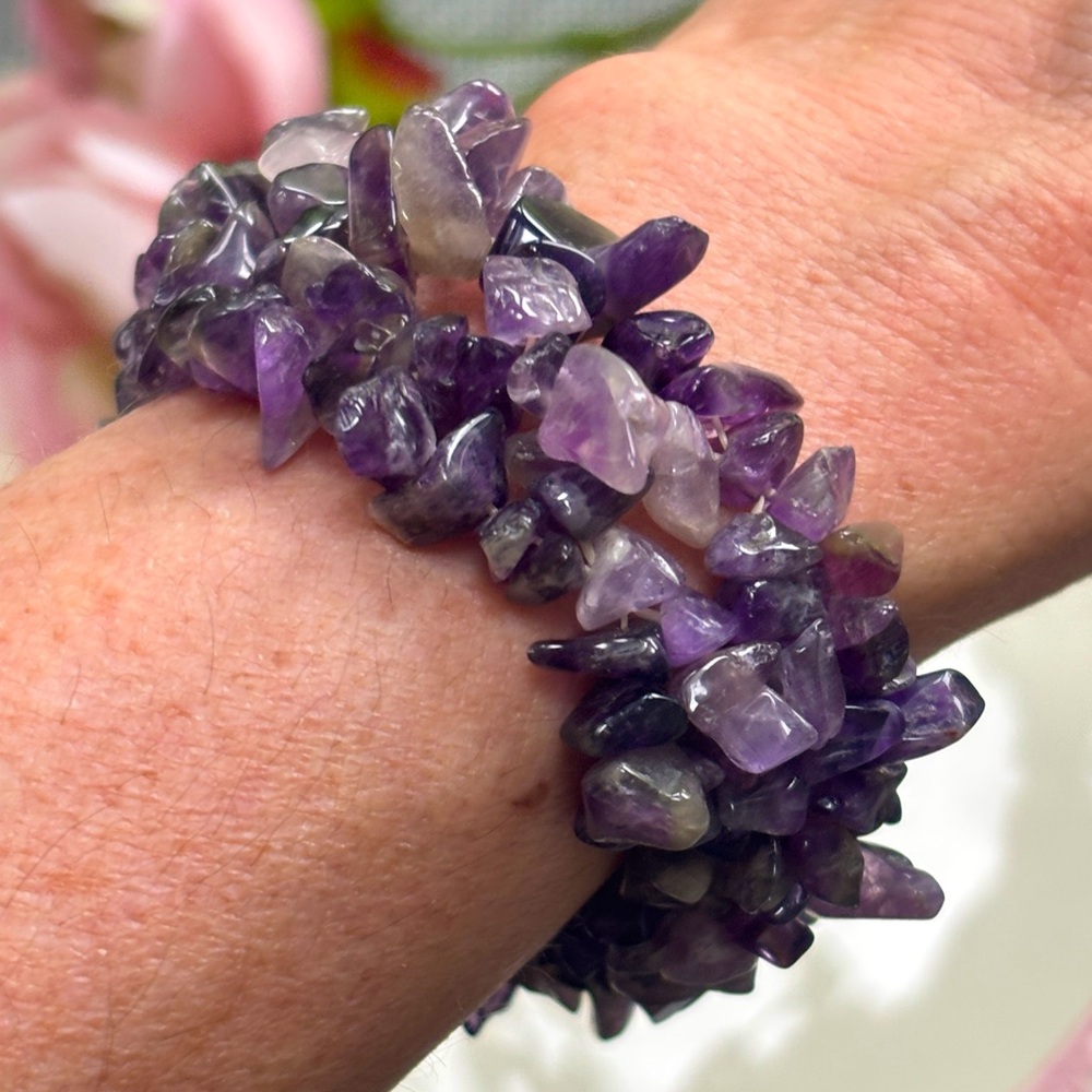 Vintage Stretch Purple Amethyst Stone Bracelet